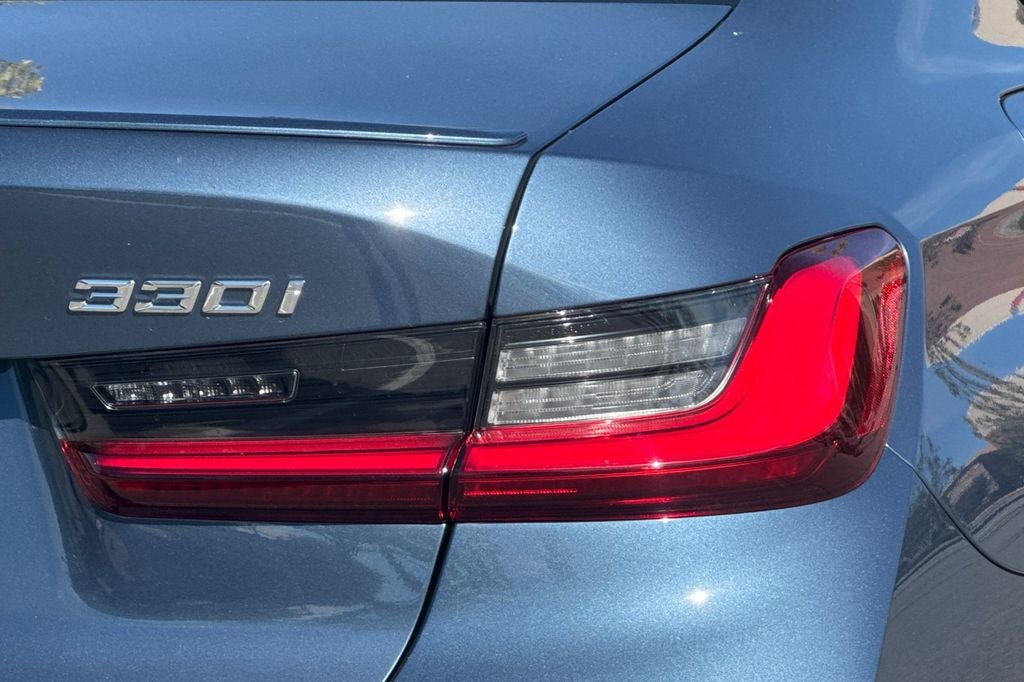 2026 BMW 3 Series 330i