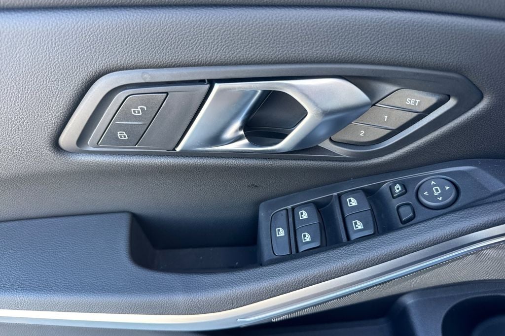 2026 BMW 3 Series 330i