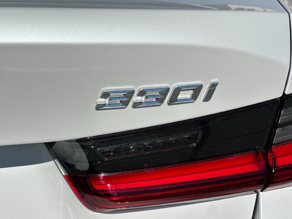 2026 BMW 3 Series 330i
