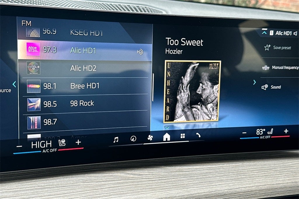 2025 BMW 3 Series 330i