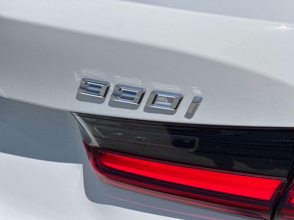 2026 BMW 3 Series 330i