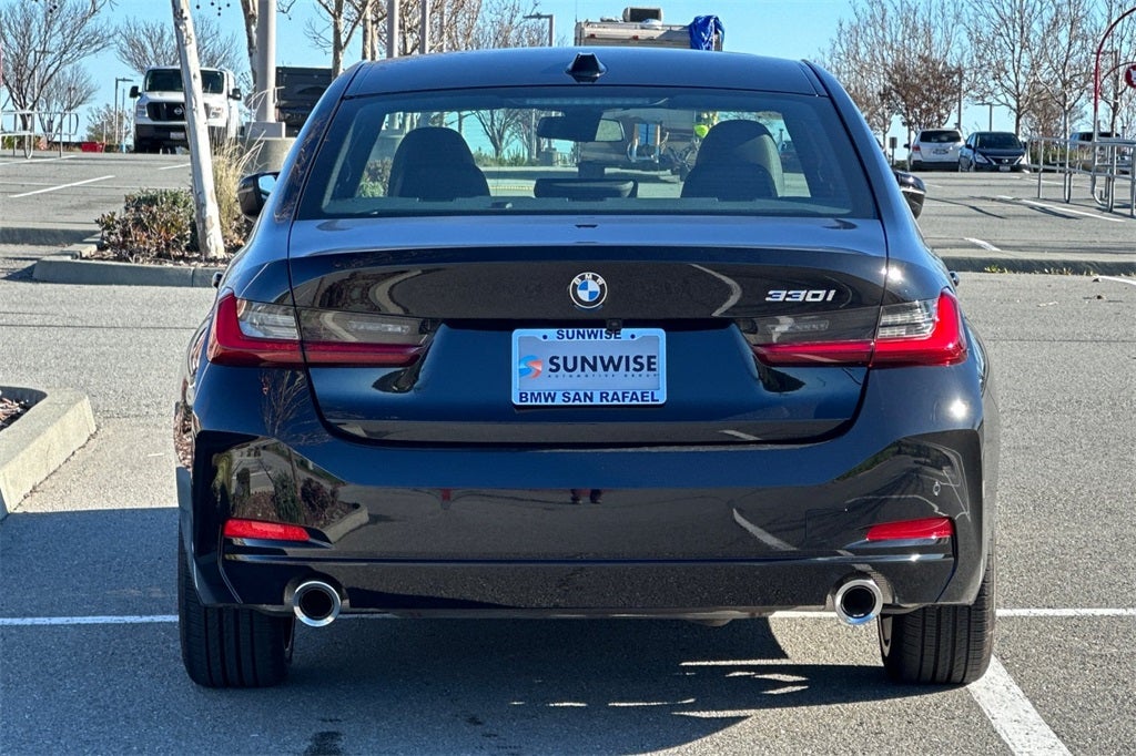 2025 BMW 3 Series 330i