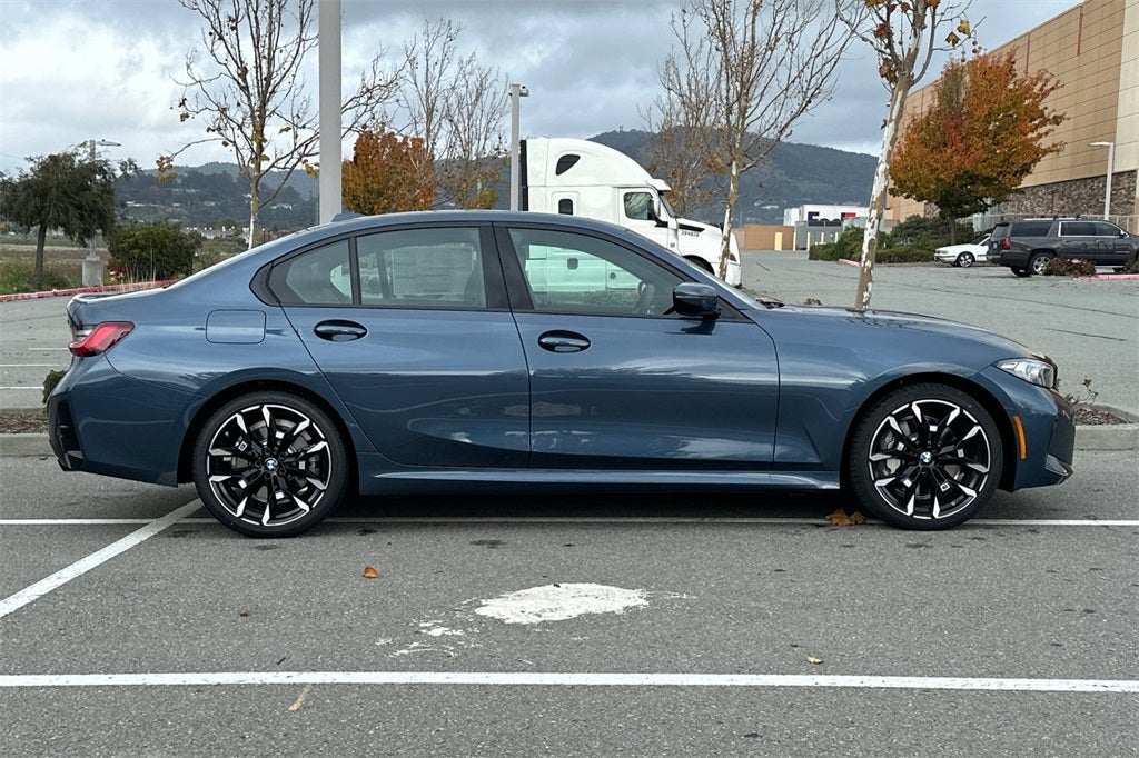 2026 BMW 3 Series 330i