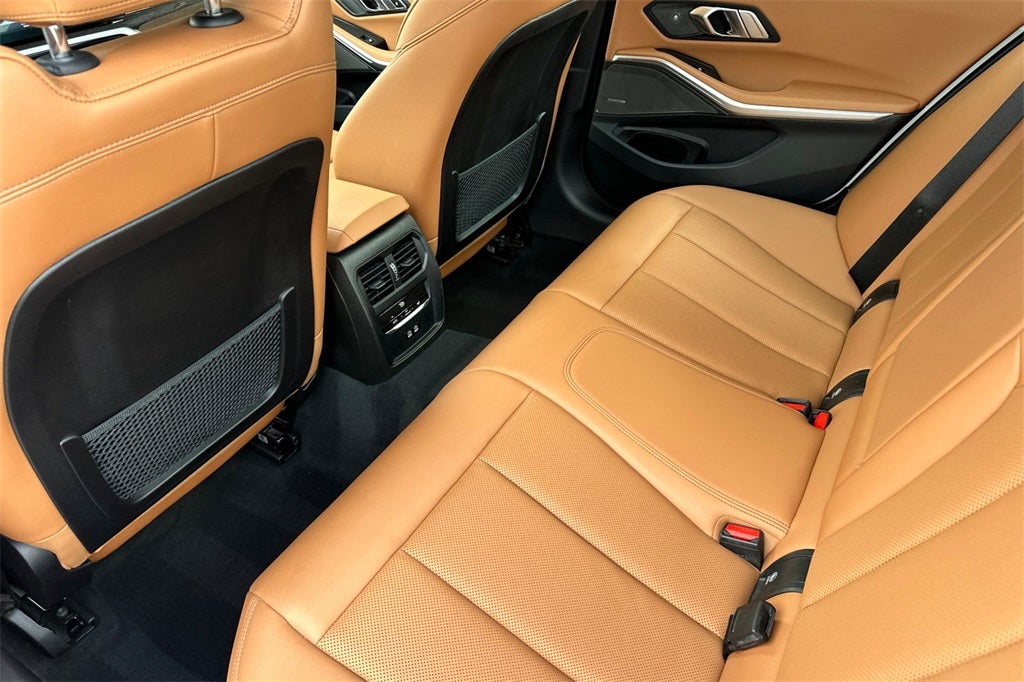 2023 BMW 3 Series 330i