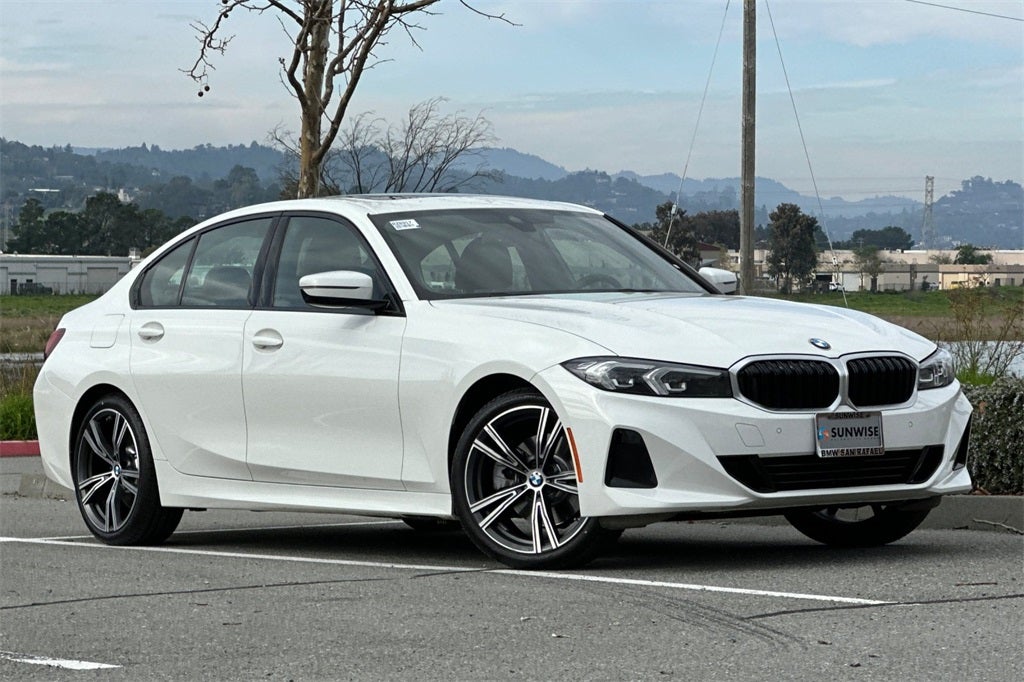 2023 BMW 3 Series 330i