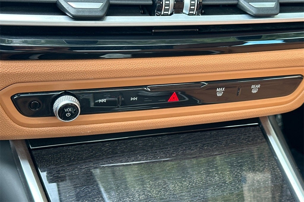 2023 BMW 3 Series 330i