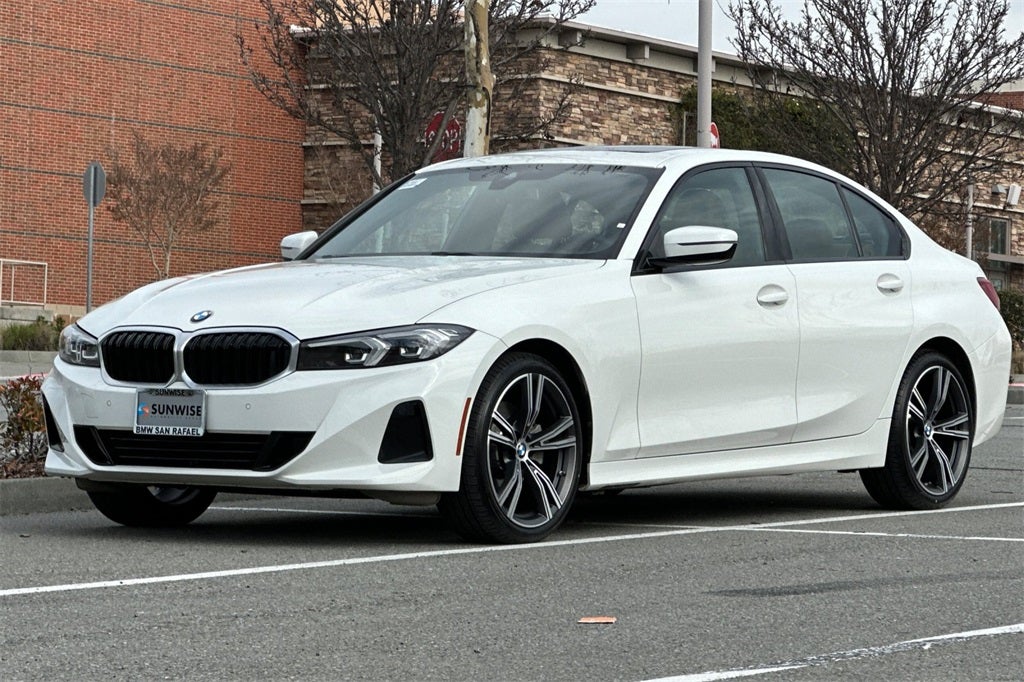 2023 BMW 3 Series 330i