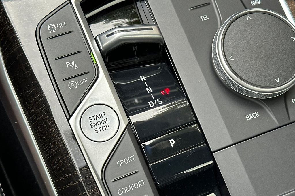 2023 BMW 3 Series 330i