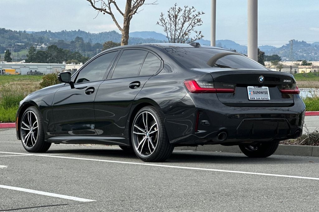 2023 BMW 3 Series 330i