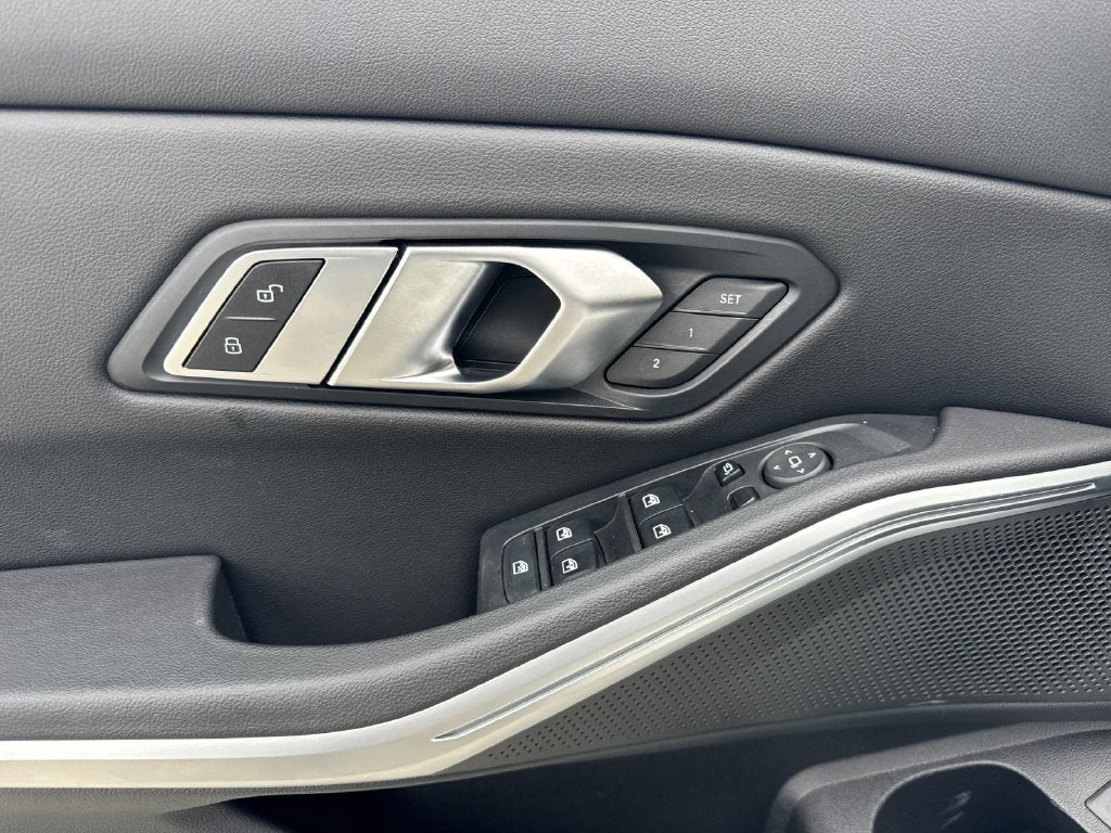 2023 BMW 3 Series 330i