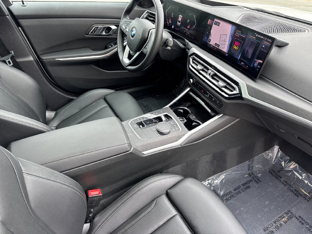 2023 BMW 3 Series 330i