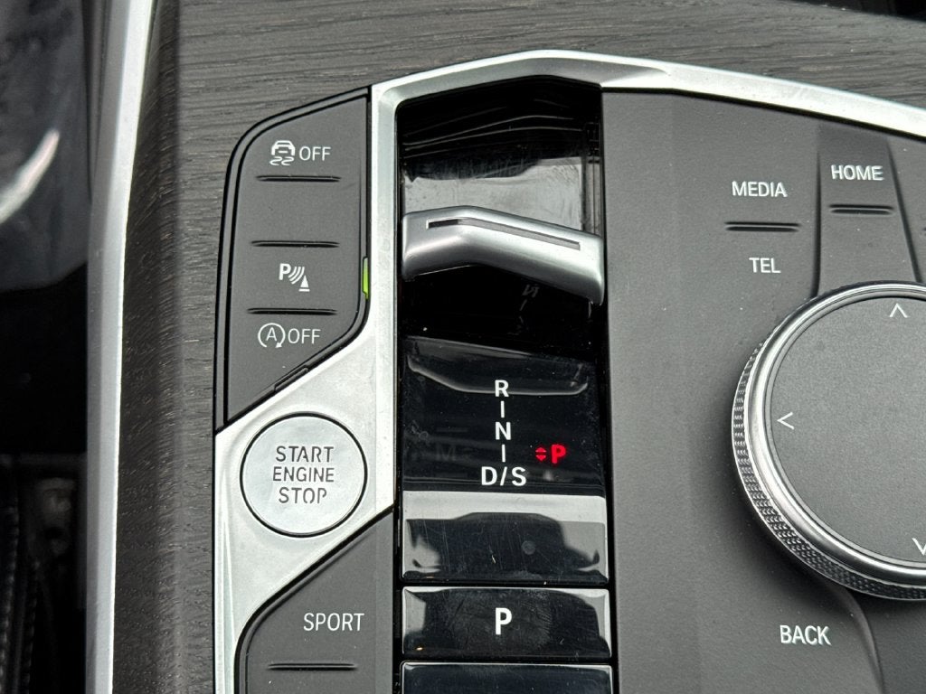 2023 BMW 3 Series 330i