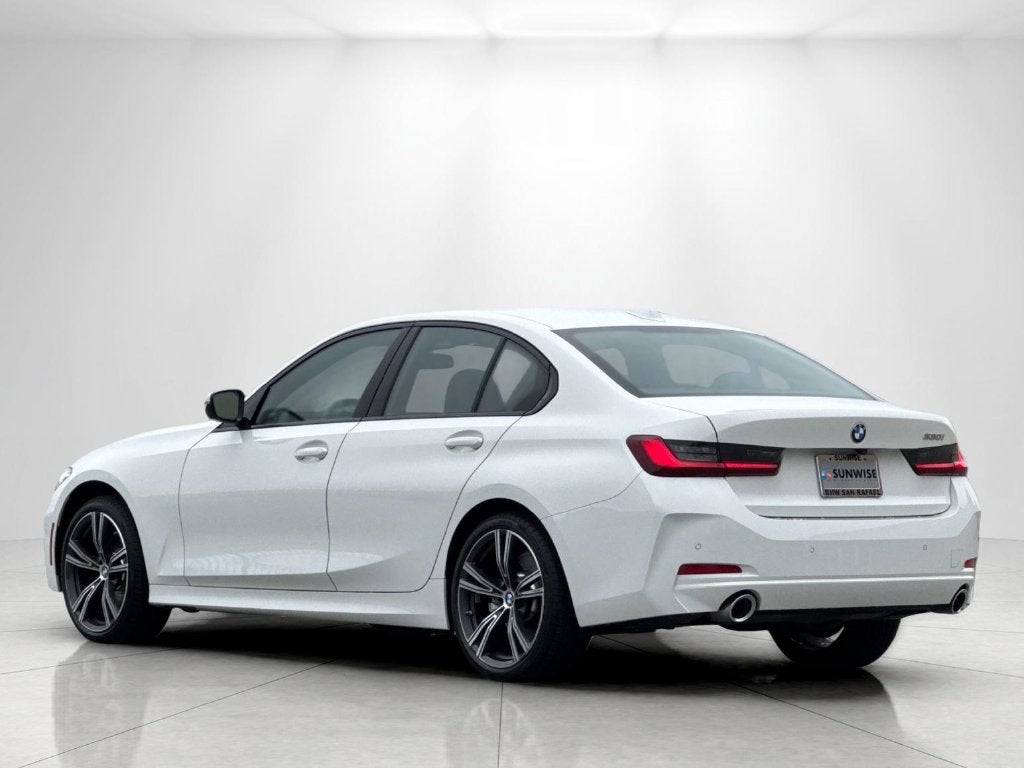 2023 BMW 3 Series 330i