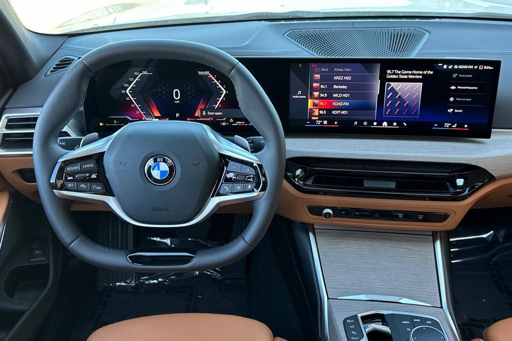 2025 BMW 3 Series 330i xDrive