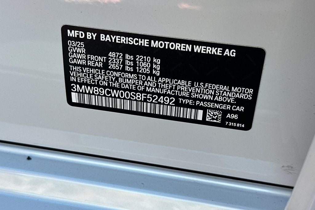2025 BMW 3 Series 330i xDrive