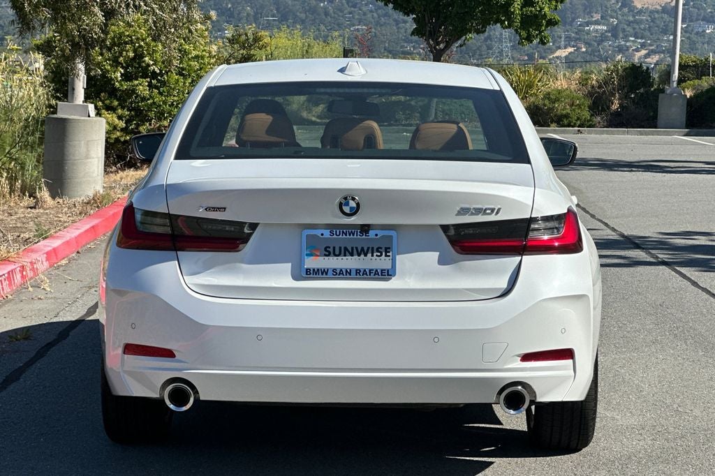 2025 BMW 3 Series 330i xDrive