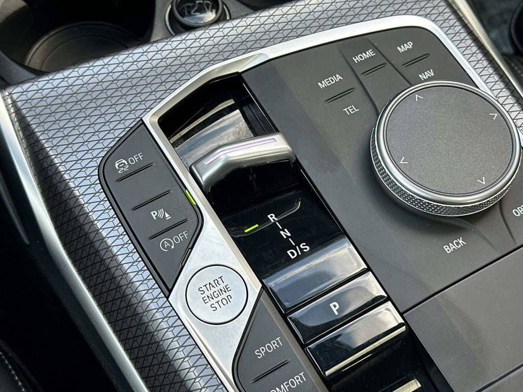2025 BMW 3 Series 330i xDrive
