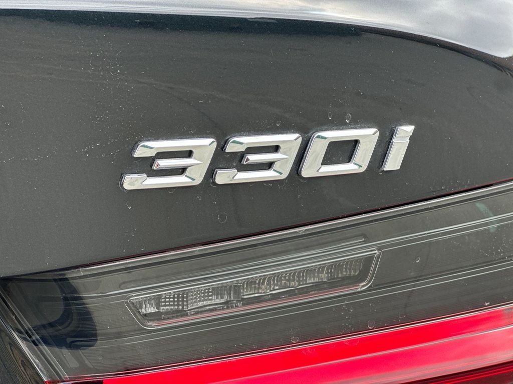 2025 BMW 3 Series 330i xDrive