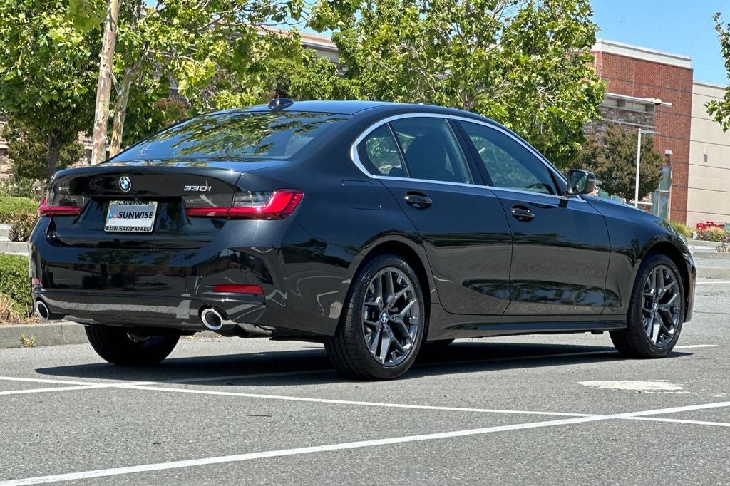 2025 BMW 3 Series 330i xDrive