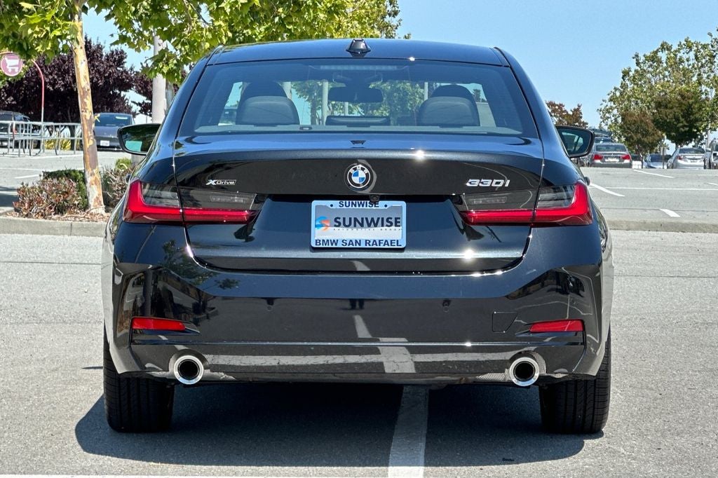 2025 BMW 3 Series 330i xDrive
