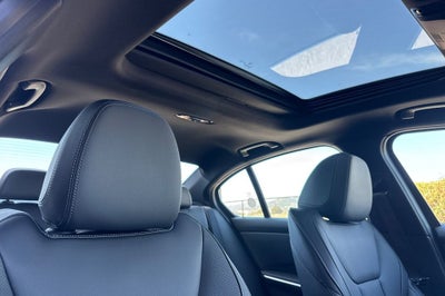 2026 BMW 3 Series 330i xDrive