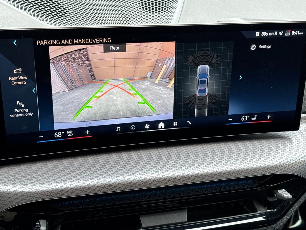 2025 BMW 3 Series 330i xDrive