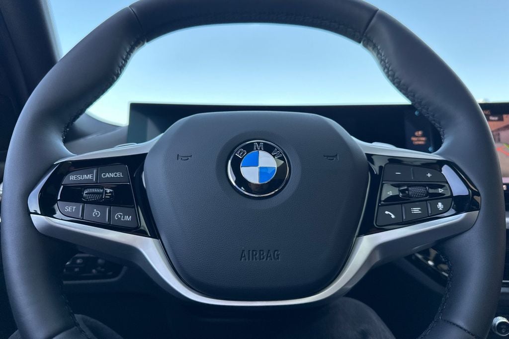 2025 BMW 3 Series 330i xDrive