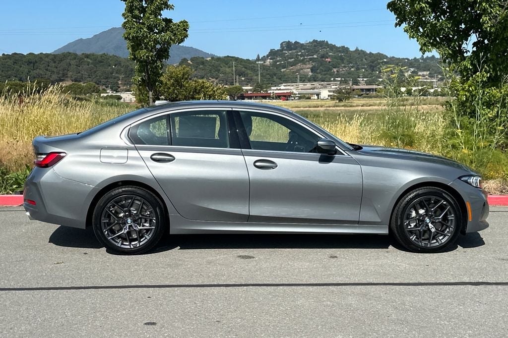 2025 BMW 3 Series 330i xDrive
