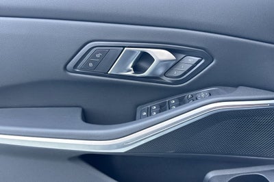 2025 BMW 3 Series 330i xDrive