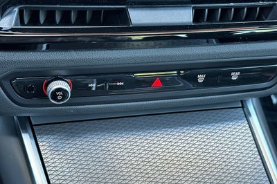 2025 BMW 3 Series 330i xDrive