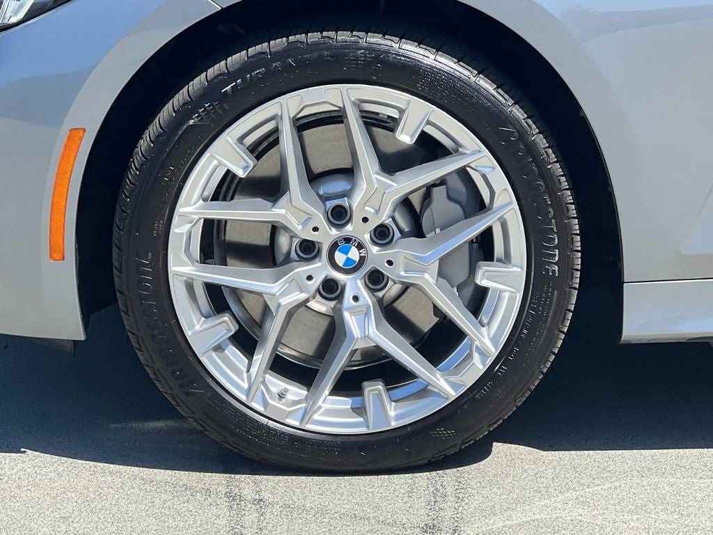 2025 BMW 3 Series 330i xDrive