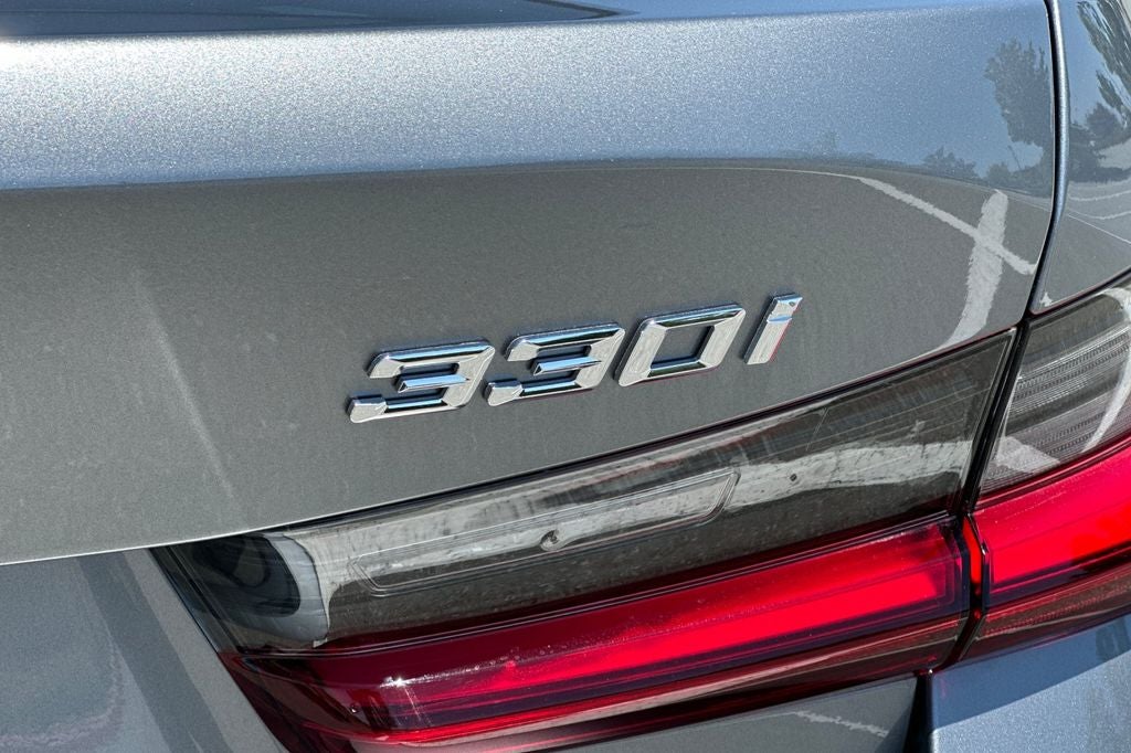 2025 BMW 3 Series 330i xDrive