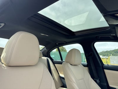 2023 BMW 3 Series 330i xDrive