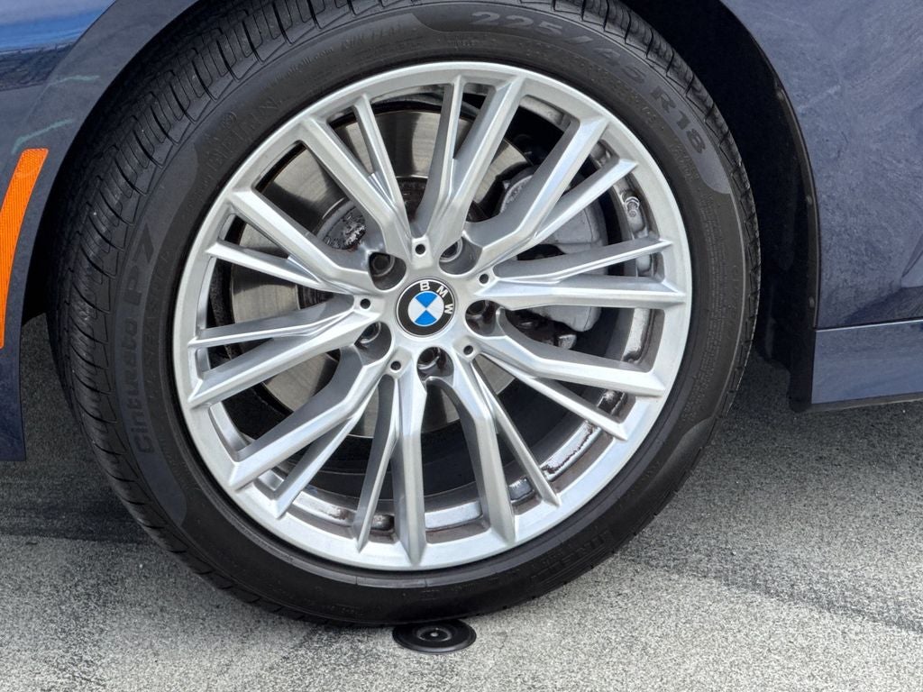 2023 BMW 3 Series 330i xDrive