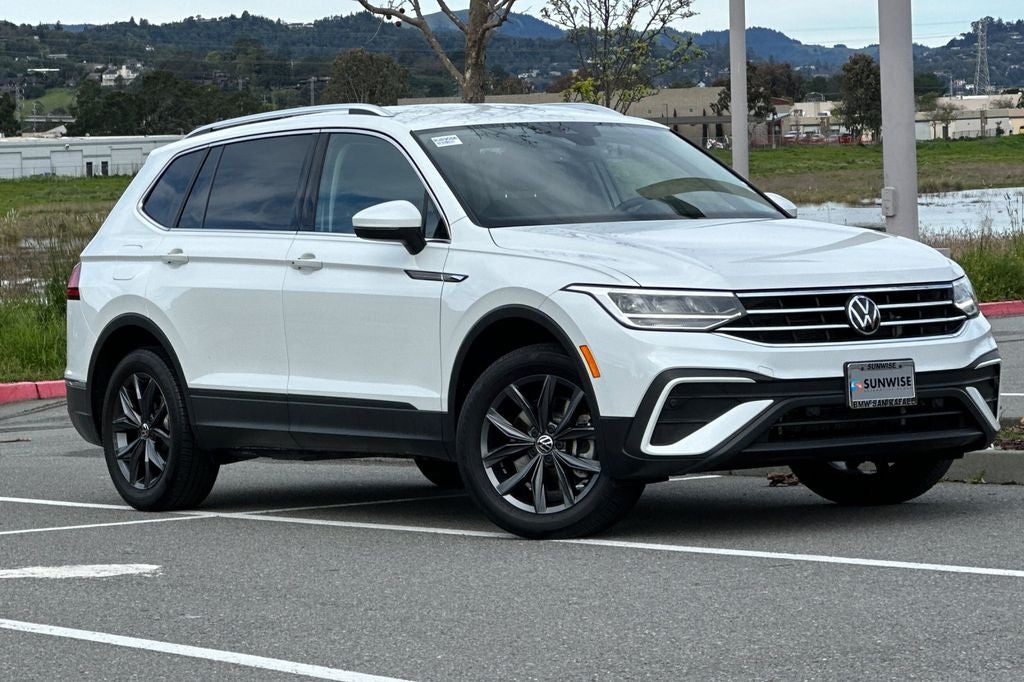 2023 Volkswagen Tiguan 2.0T SE