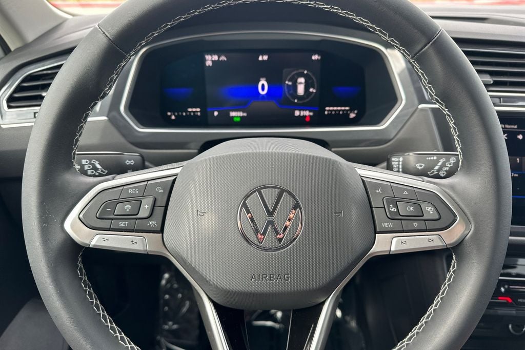 2023 Volkswagen Tiguan 2.0T SE