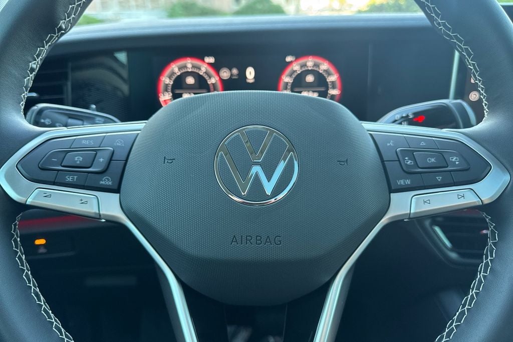 2025 Volkswagen Tiguan 2.0T SE