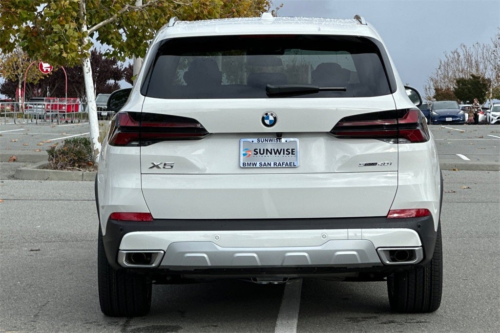 2026 BMW X5 sDrive40i