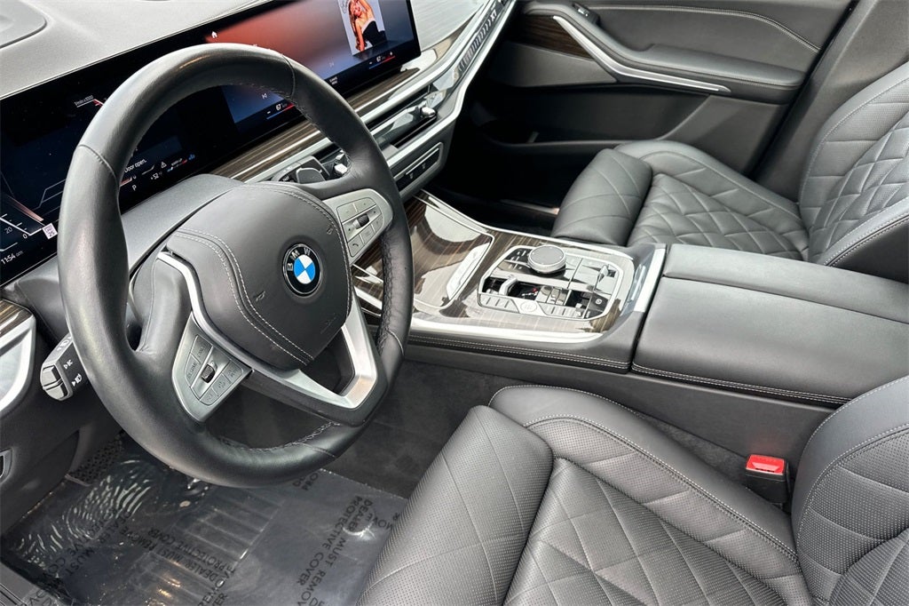 2023 BMW X7 xDrive40i
