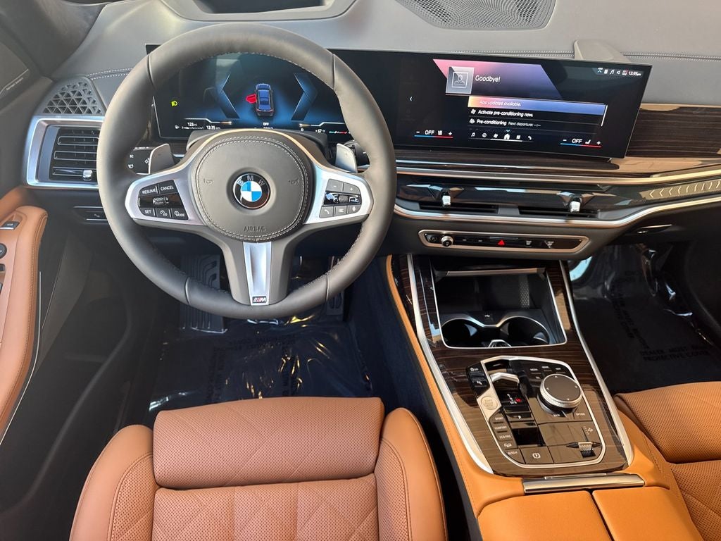 2027 BMW X7 xDrive40i