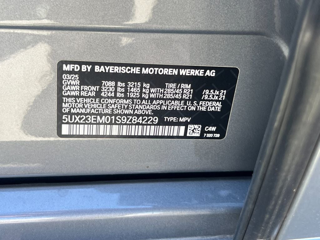 2025 BMW X7 xDrive40i