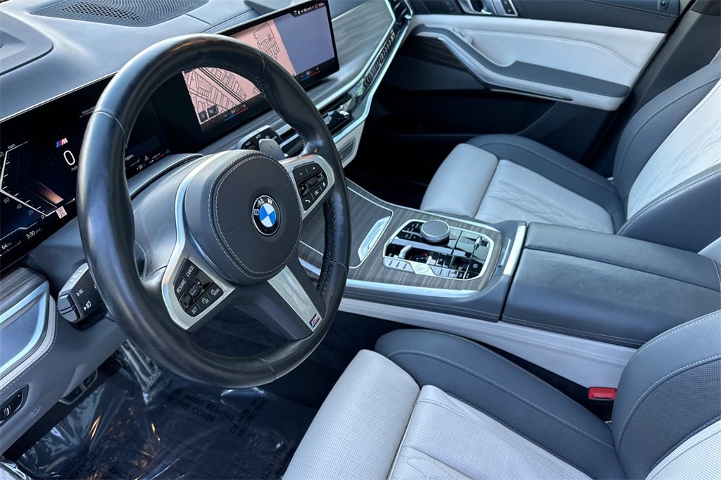 2023 BMW X7 xDrive40i