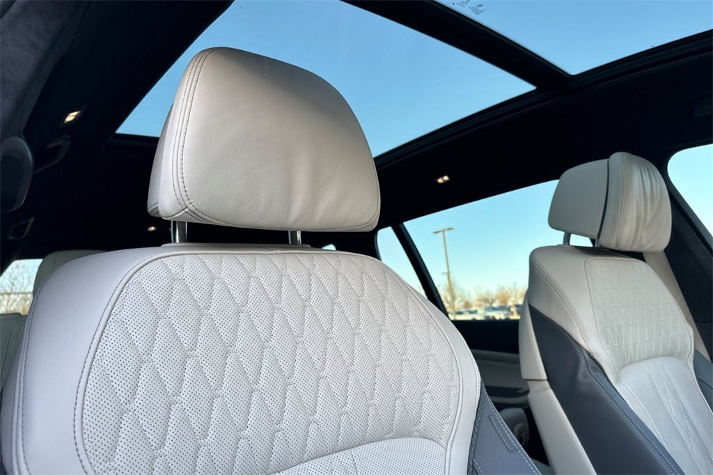 2023 BMW X7 xDrive40i