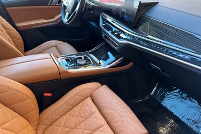 2023 BMW X7 xDrive40i