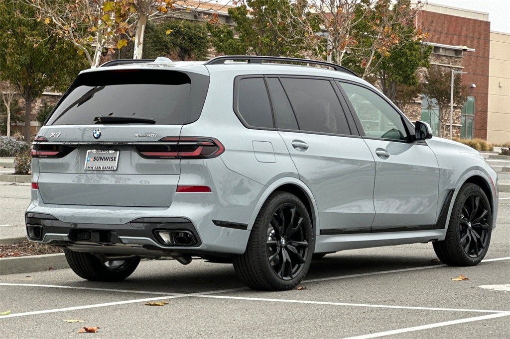 2026 BMW X7 xDrive40i
