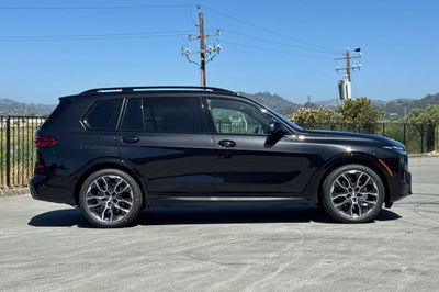 2027 BMW X7 xDrive40i