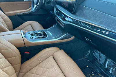 2027 BMW X7 xDrive40i