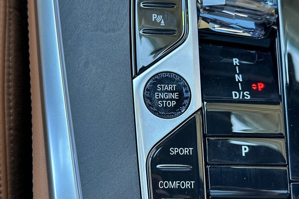 2027 BMW X7 xDrive40i