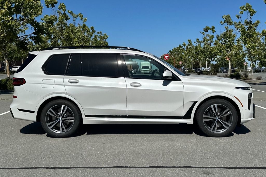 2027 BMW X7 xDrive40i