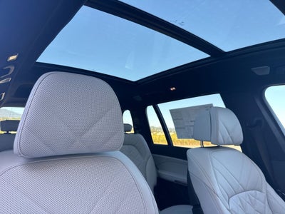 2027 BMW X7 xDrive40i